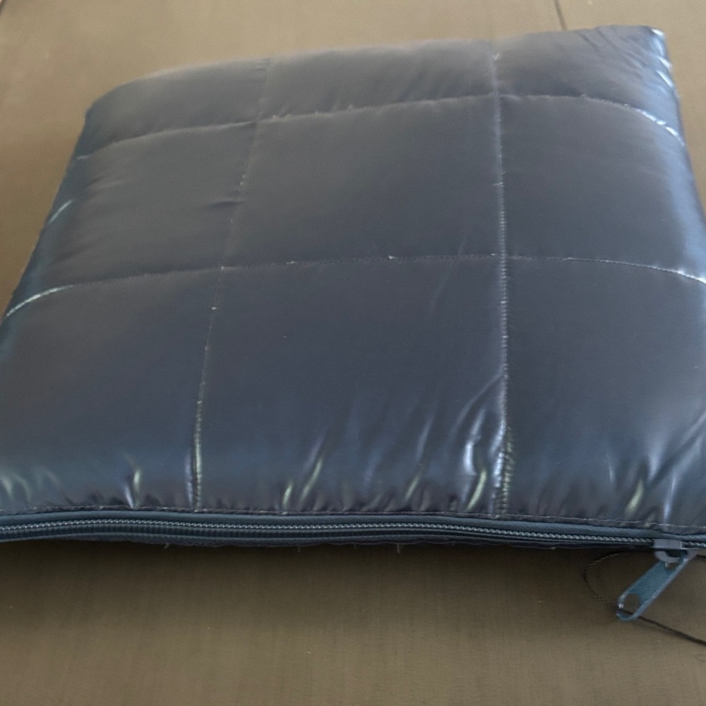 Luxurious Navy Blue Quilted Throw Blanket